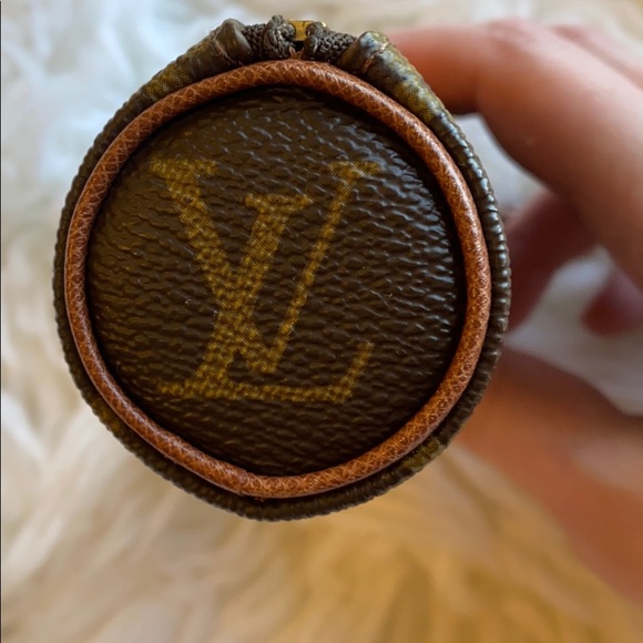 Louis Vuitton Golf Ball Case Pouch - Picture 3 of 8